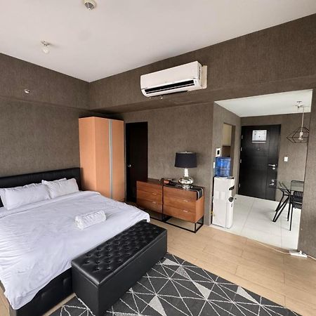 Modern Studio At Naia Terminal 3 Manila Exteriör bild