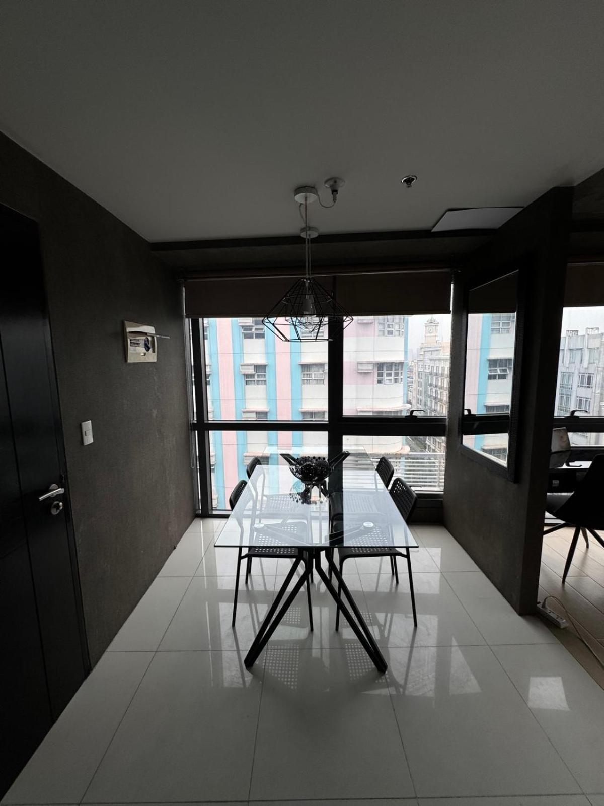 Modern Studio At Naia Terminal 3 Manila Exteriör bild